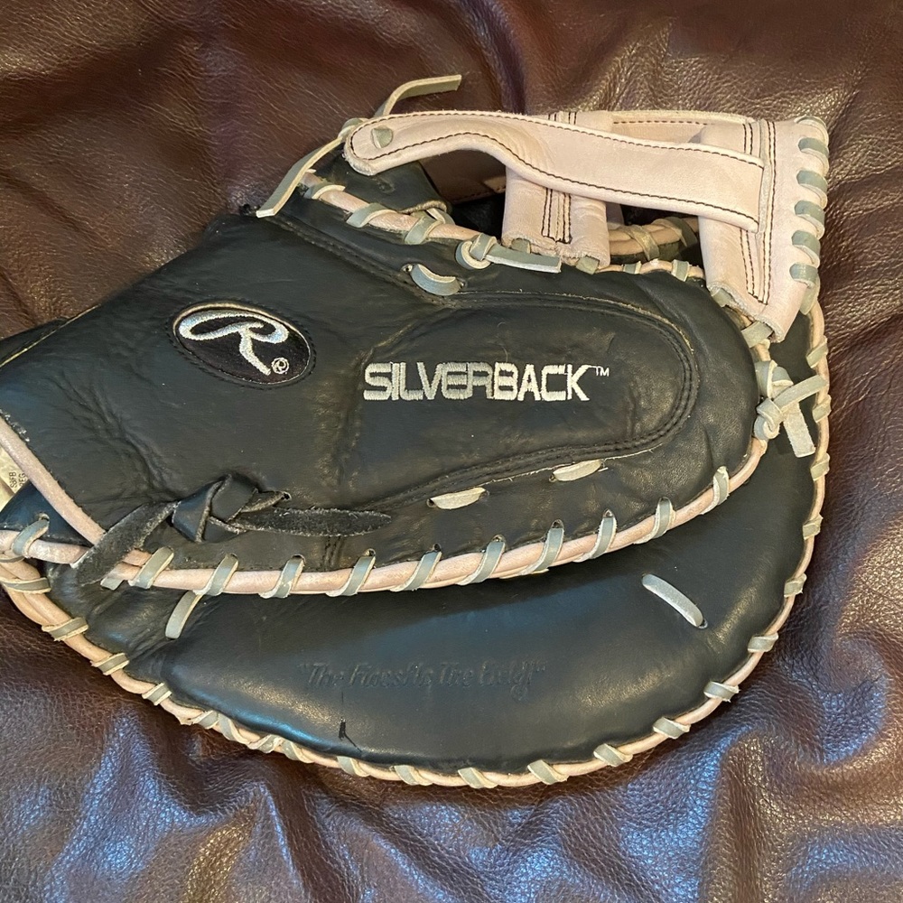 Rawlings Silverback Softball Glove